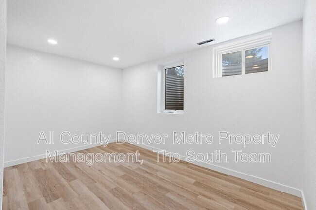 Building Photo - 5579 S Delaware St