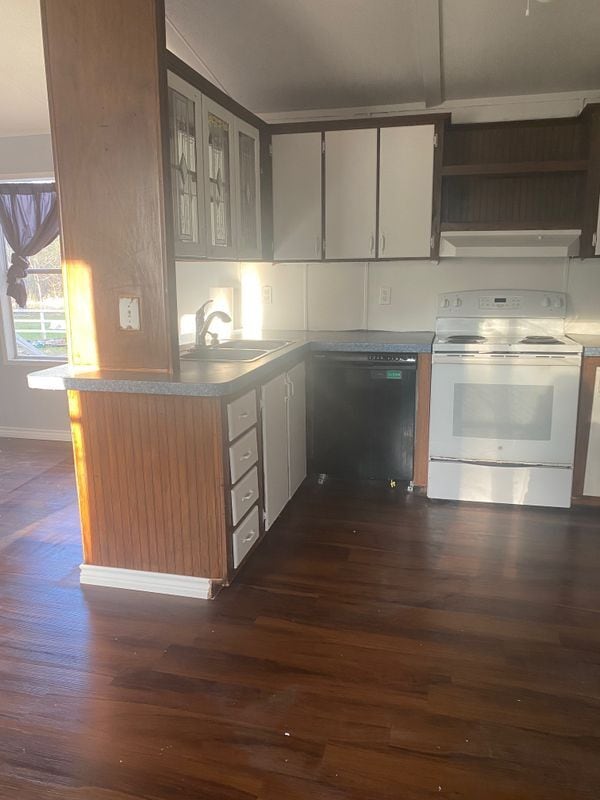 Building Photo - 7851 Pinecone Ln