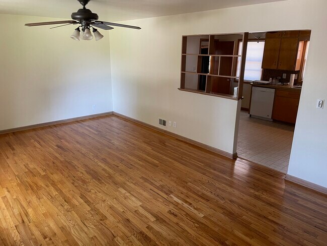 Living Room - 7310 Valley St