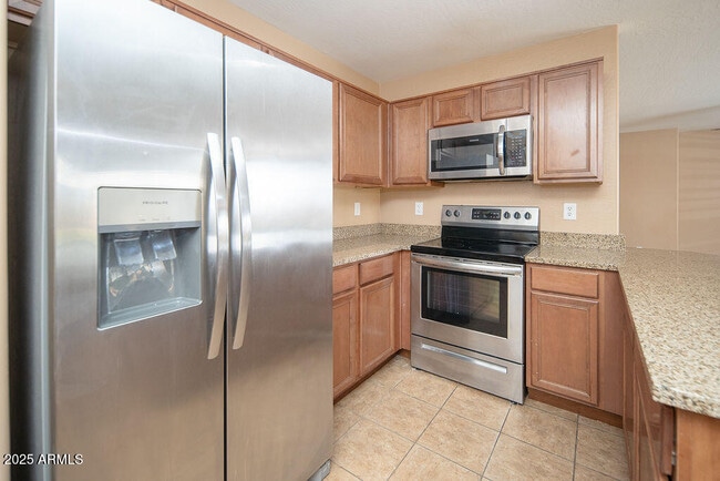 Building Photo - 18272 W Bridger St