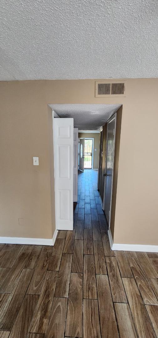 Building Photo - 5265 Chatfield Dr