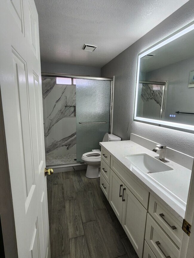 Building Photo - 1609 Cashmere Dr