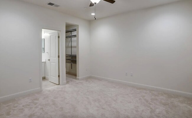 Building Photo - 341 Wild Rose Wy