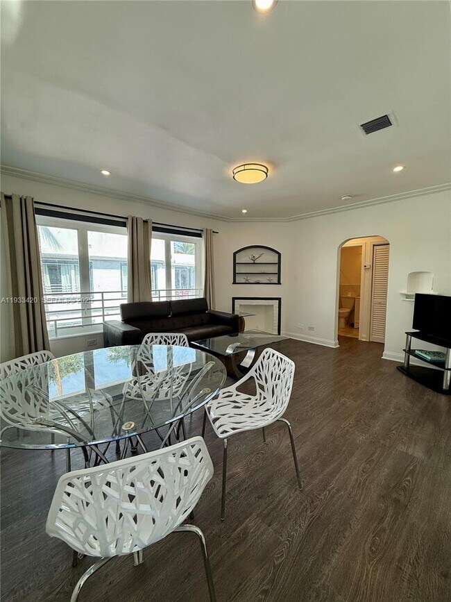 Building Photo - 1538 Jefferson Ave