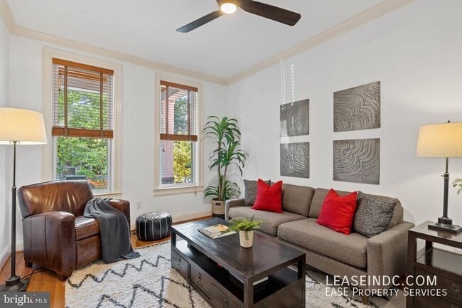 Building Photo - 260 15th St SE