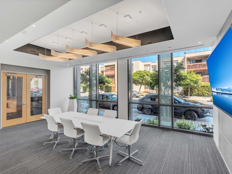 Building Photo - 555 Fulton St