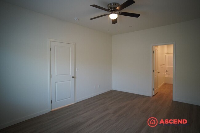 Building Photo - 8400 Frankie Lou St