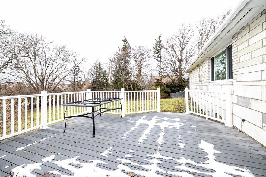Building Photo - 4559 Makyes Rd