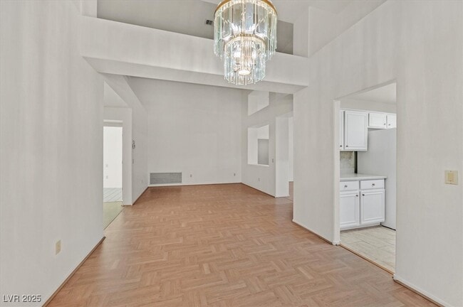 Building Photo - 2832 Dry Plains Dr