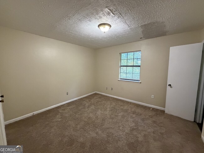 Building Photo - 4682 Big Valley Ct