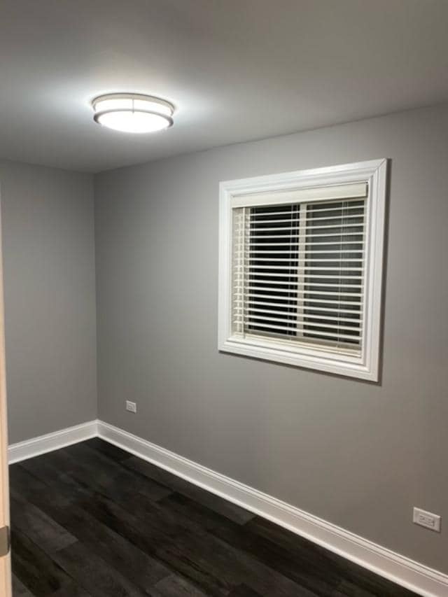 Building Photo - 3016 Grove Ln