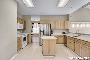 Building Photo - 6438 Lost Holly