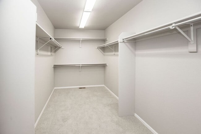 Building Photo - Beautiful Single-Family Home in a Great Location!