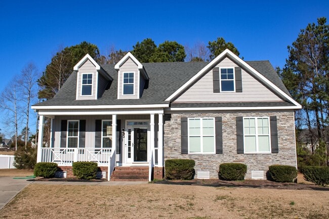 Primary Photo - 3211 Walbrook Pl N