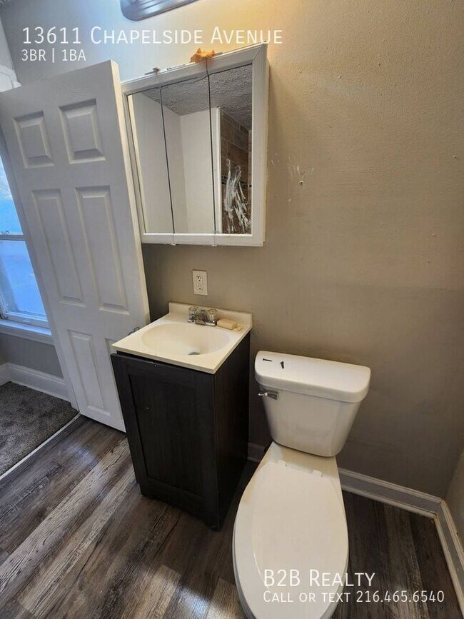 Building Photo - 13611 Chapelside Ave