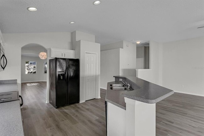 Building Photo - 15412 Montilla Loop