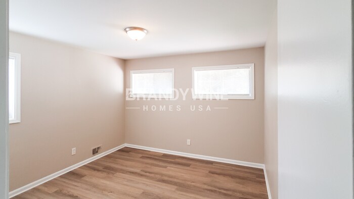 Building Photo - 3325 Devilla Trce