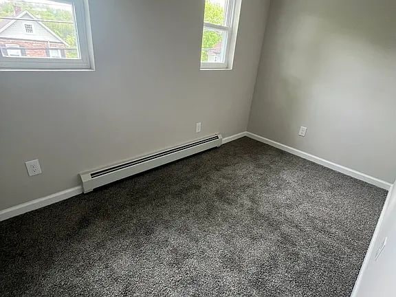 Building Photo - Move in to this singe family fully renovated home featuring 3 bedrooms 2 full baths located direc...