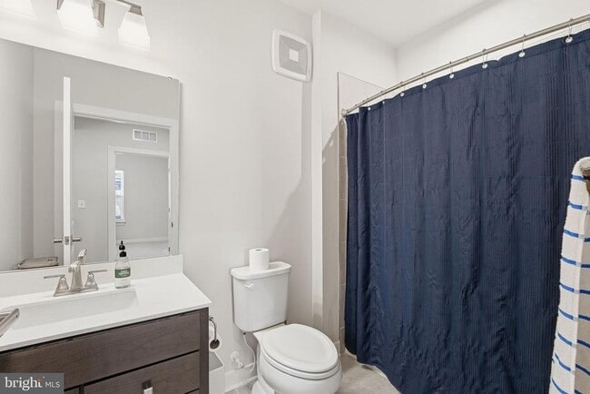 Building Photo - 46294 Mount Milstead Ter