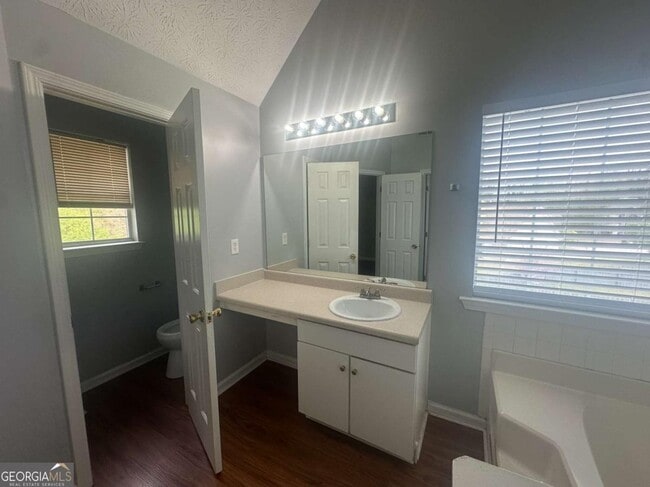 Building Photo - 10988 Mansura Pl