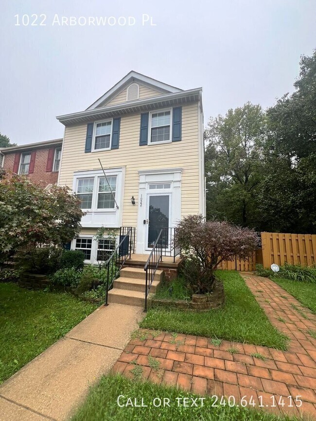 Building Photo - 1022 Arborwood Pl