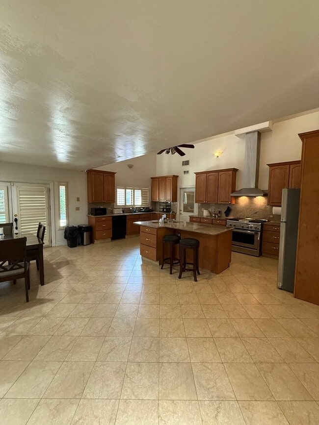 Building Photo - 3800 Casey Ct
