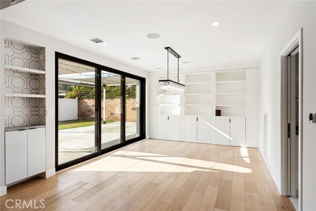 Building Photo - 18110 Bromley St