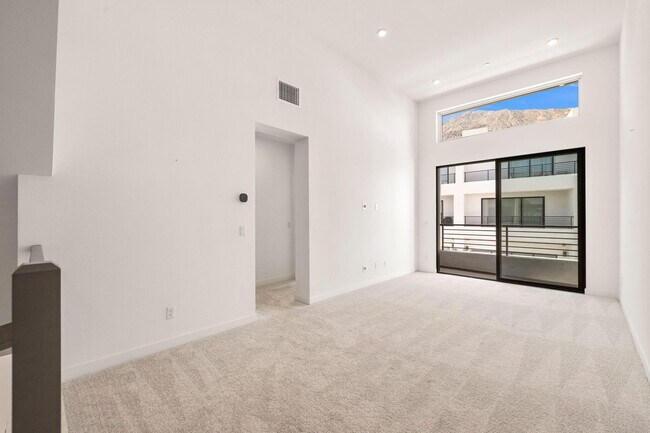 Building Photo - 928 Galaxy Dr