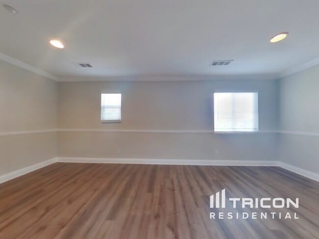 Building Photo - 6216 Blackwolf Way