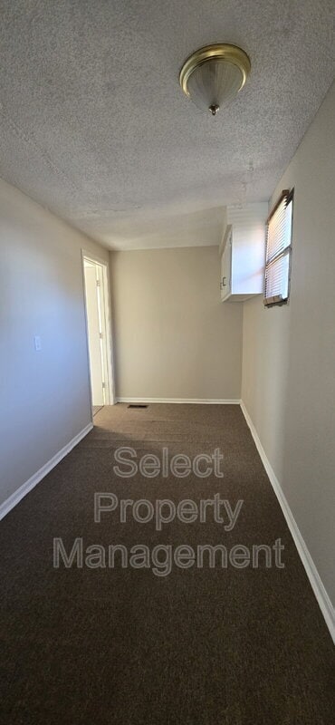 Building Photo - 3013 Prairie Grove Dr