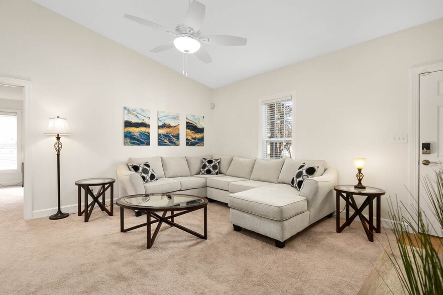 Furnished Rental - 909 Danley Ln