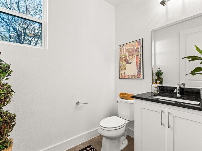 Building Photo - 3711 Garden Villa Ln