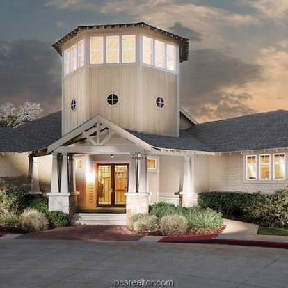 Building Photo - 1725 Harvey Mitchell Pkwy S