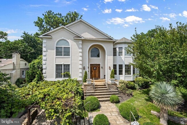 Building Photo - 9715 Singleton Dr