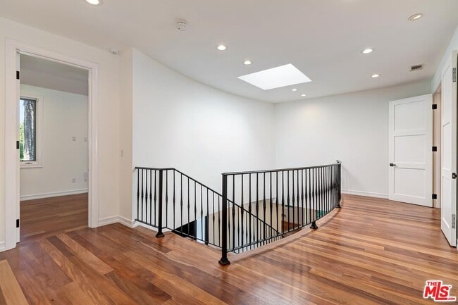 Building Photo - 2890 Forrester Dr