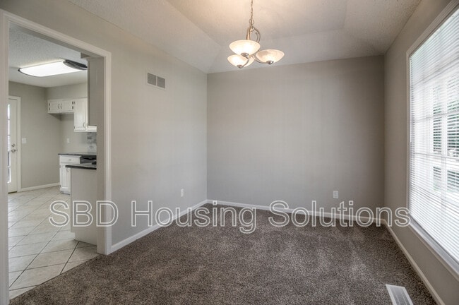 Building Photo - 16317 E 28th St S