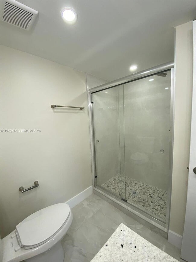 Building Photo - 8830 Royal Palm Blvd