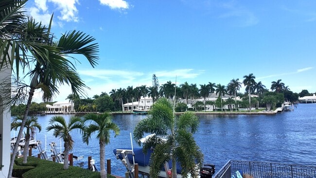 Building Photo - 3038 Waterside Cir