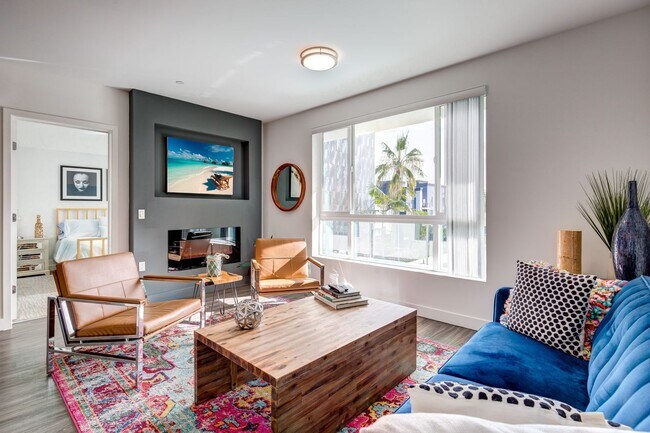 Building Photo - Unit Type: D2 Penthouse | 2 Bedroom + Loft...