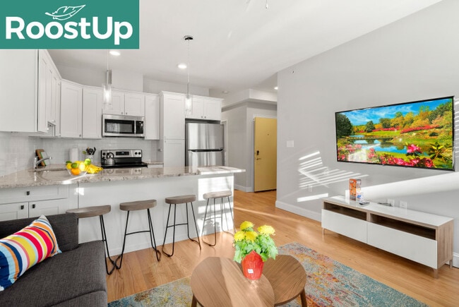 Building Photo - Furnished Bedroom with Private Bath in East Boston