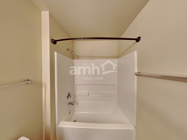 Building Photo - 3945 Havenhill Ct