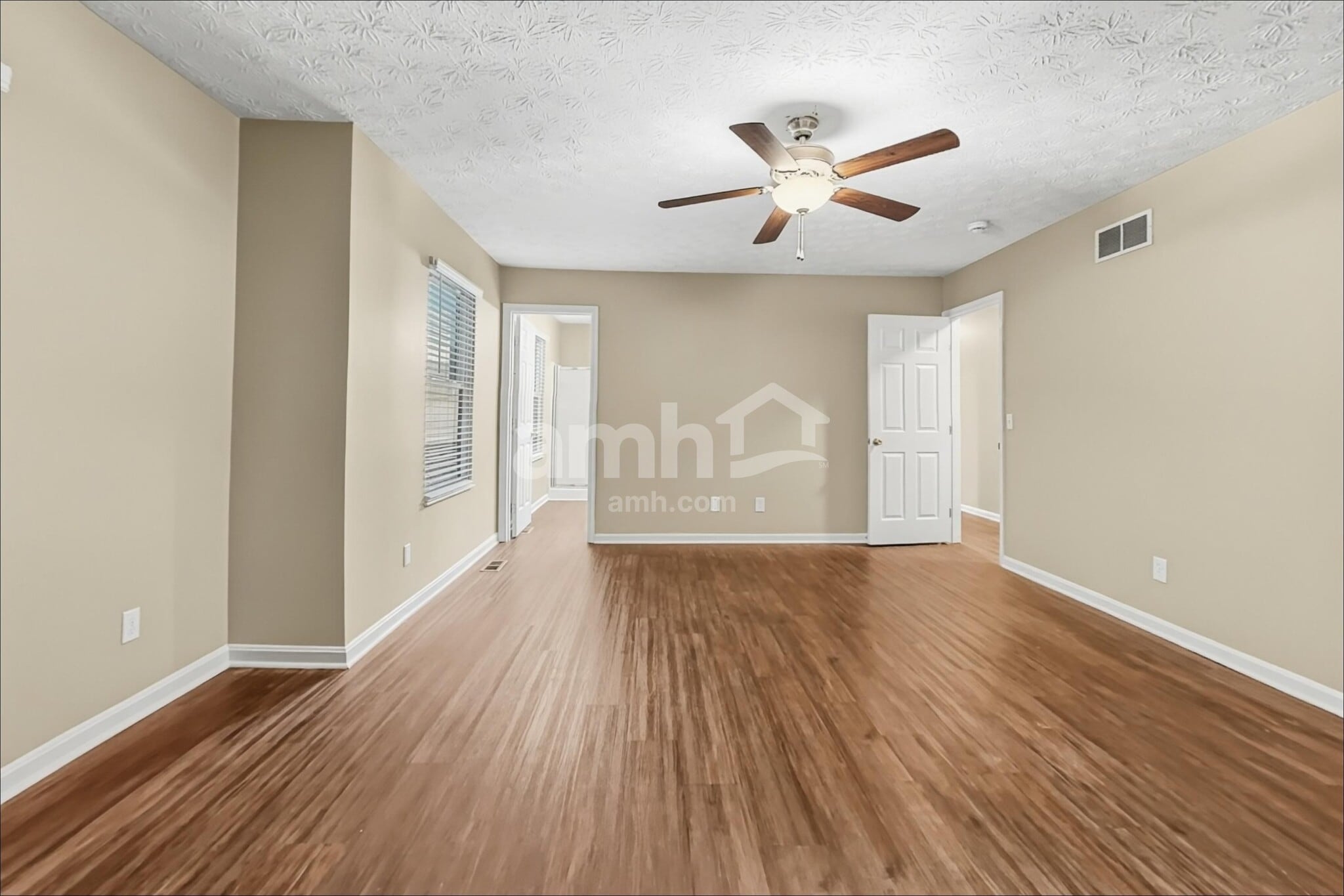 Building Photo - 6714 Midnight Sun Dr
