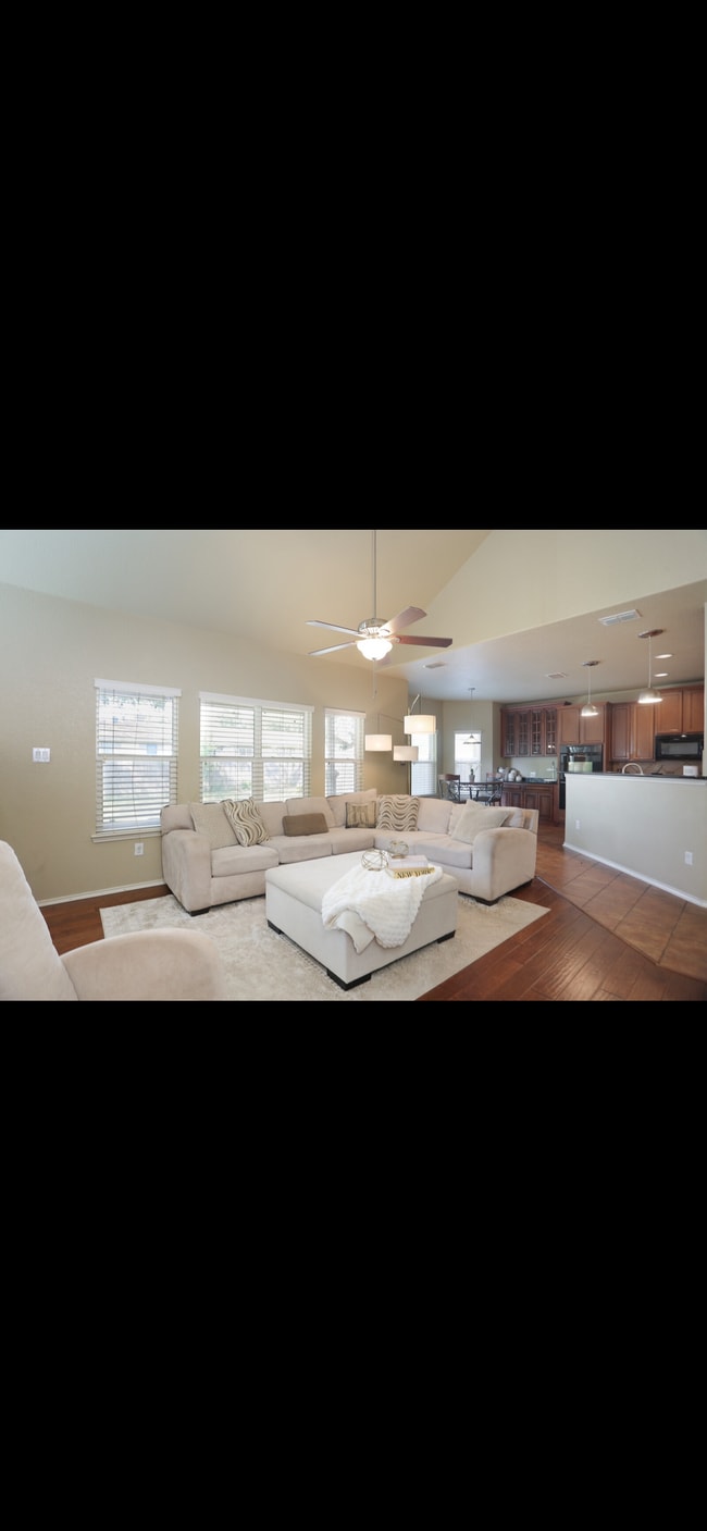 Building Photo - 14423 Devout