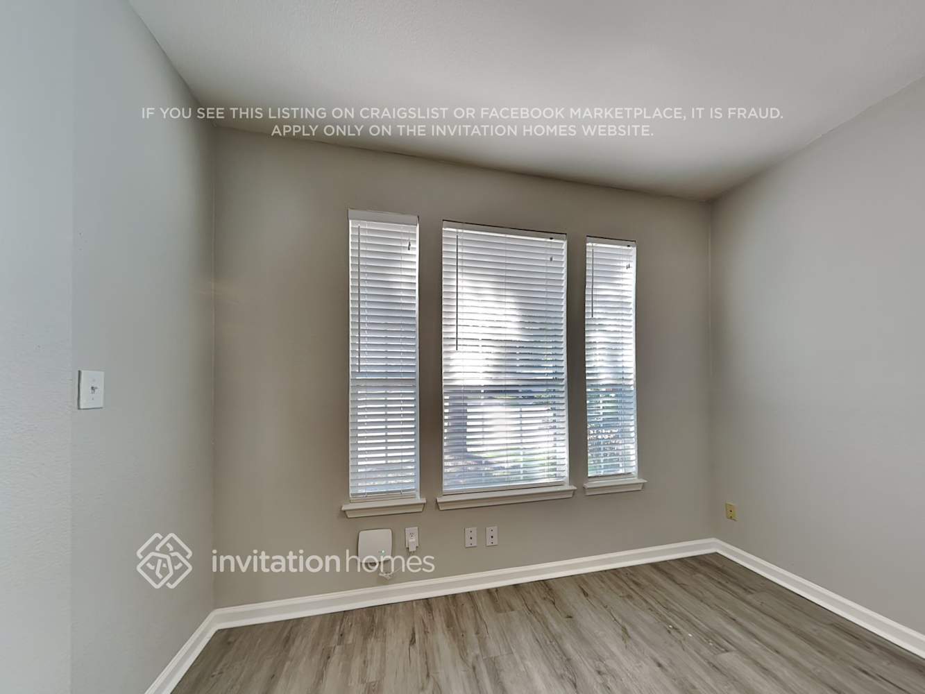 Building Photo - 4522 Lake Halbert Ln