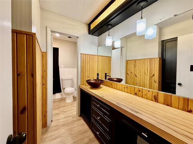 Building Photo - 2000 SE 10th St