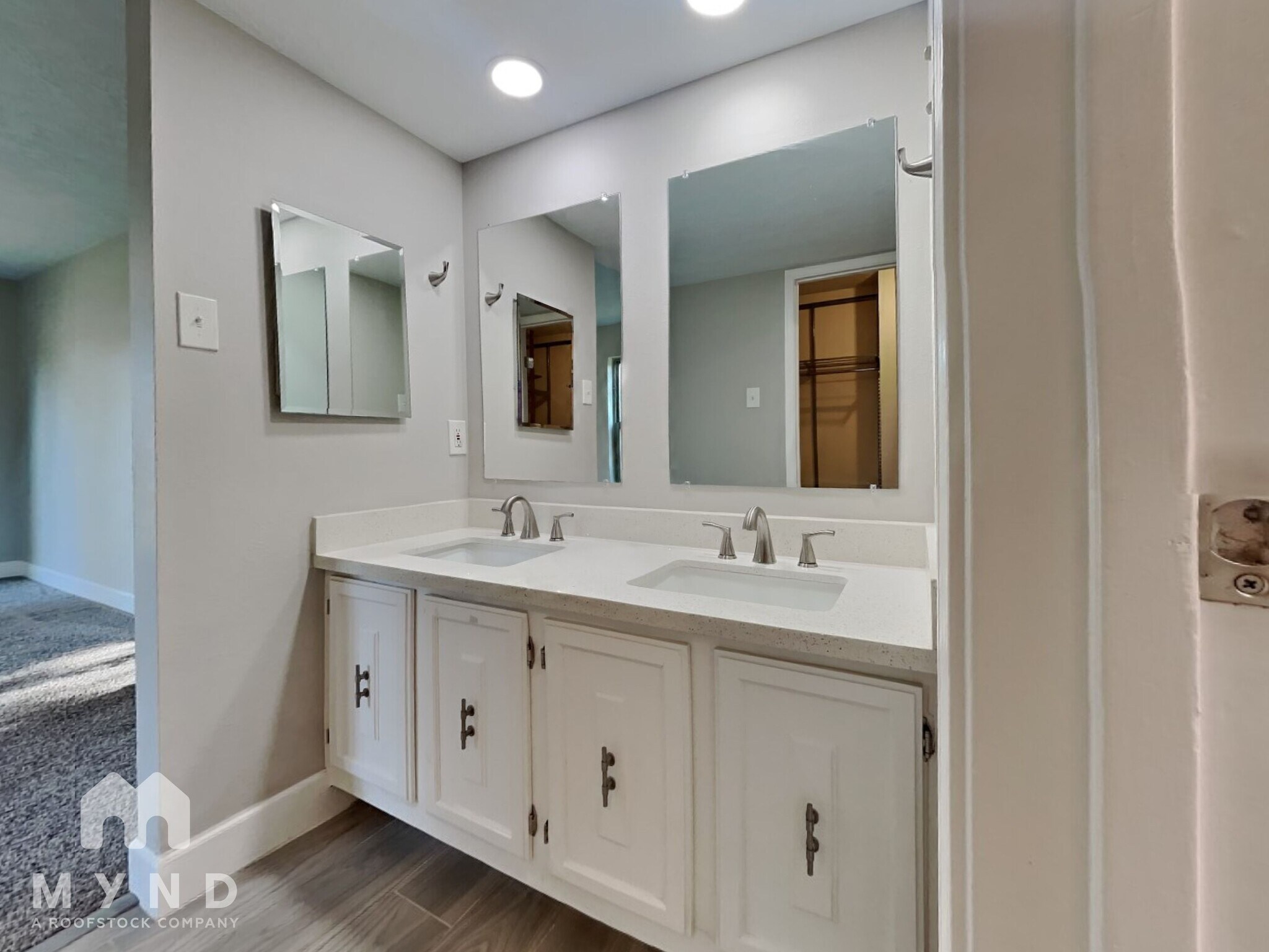 Building Photo - 15726 Pipers View Dr