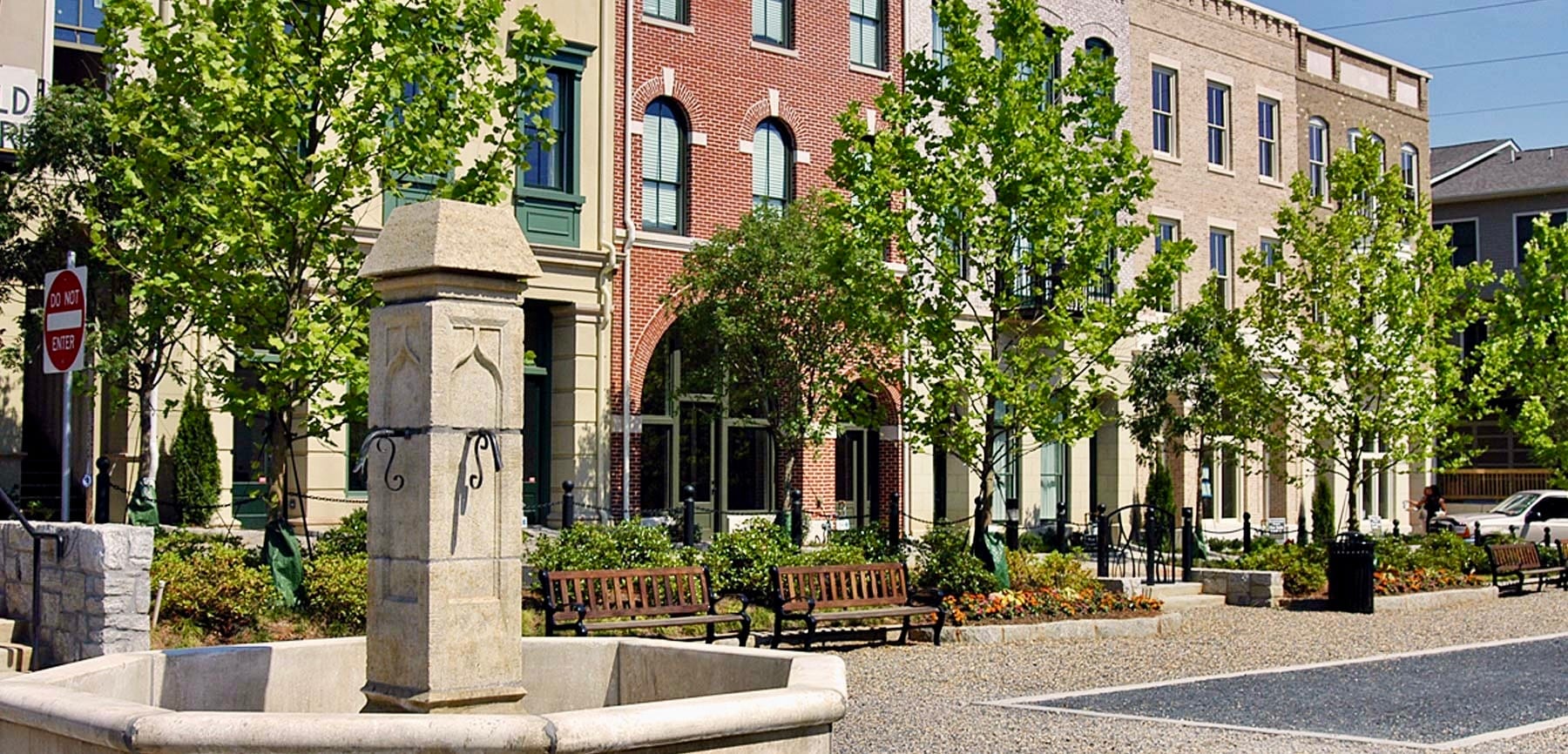 Building Photo - 943 N Ormewood Park Dr SE