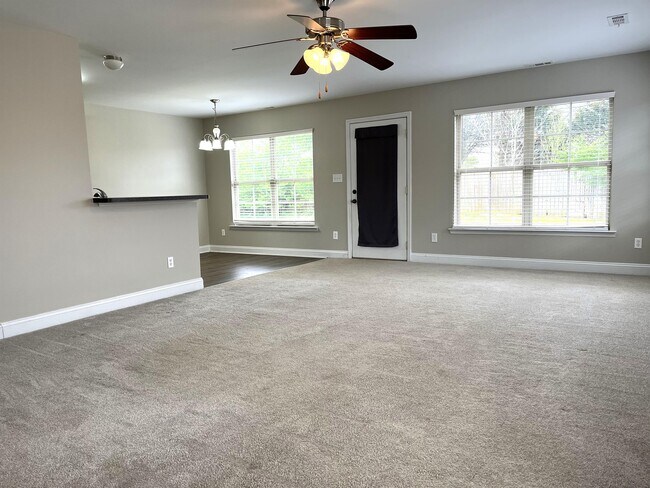 Building Photo - 241 Shadow Ct SW