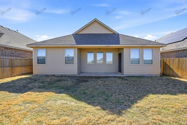 Building Photo - 2528 Starwater Dr