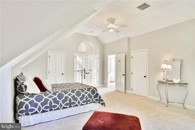 Building Photo - 5330 36th St N